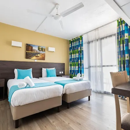 Sunseeker Complex 3* خليج سانت بول