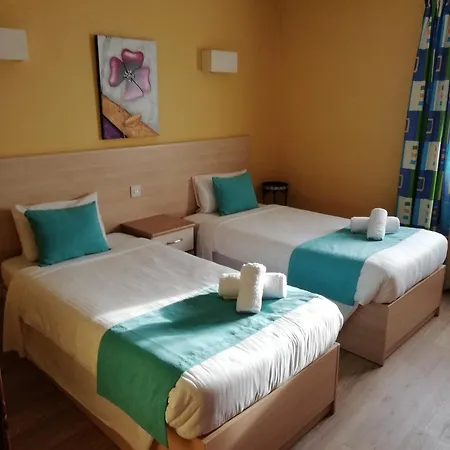 Sunseeker Complex 3* St Paul's Bay